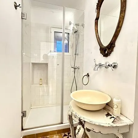 Kitsch Corner Paradise I Apartman Lisboa