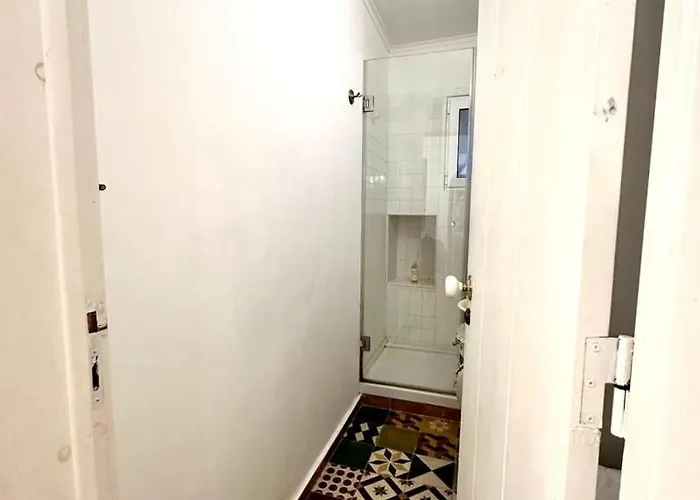 Kitsch Corner Paradise I